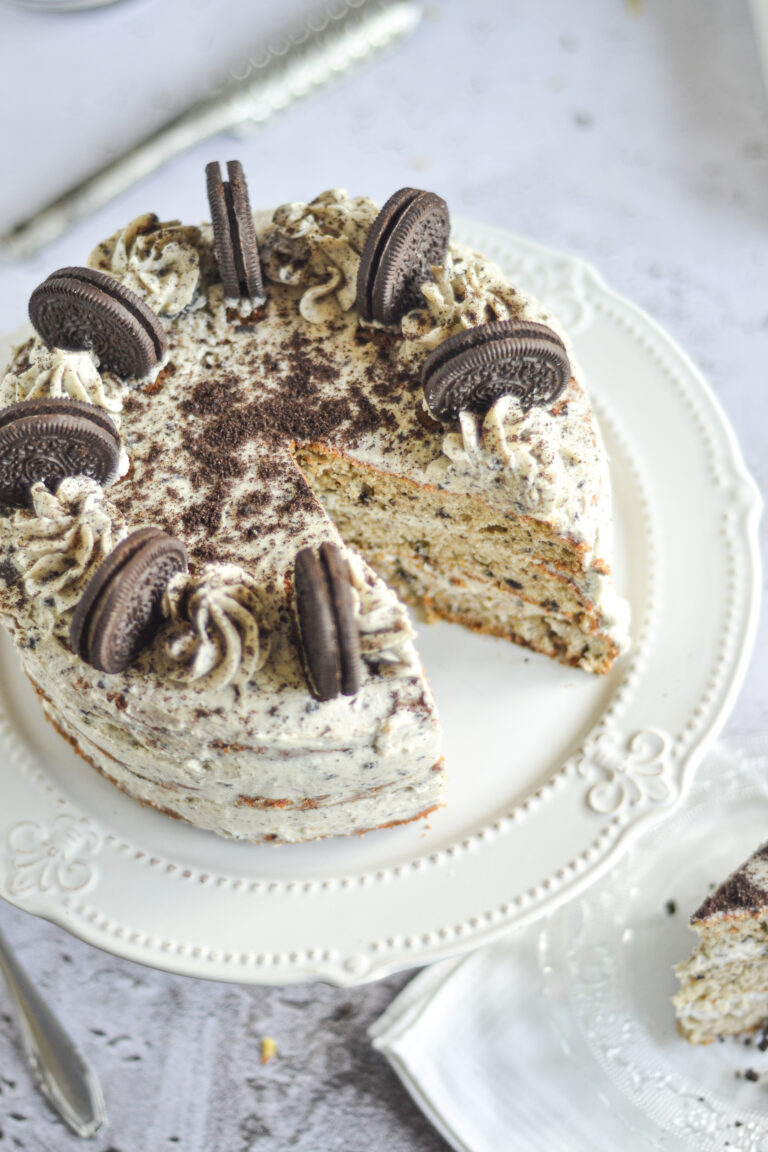 Cookies & Cream Cake