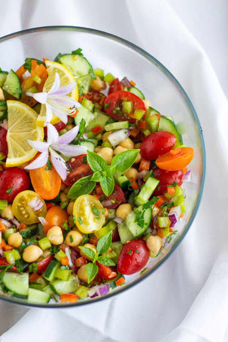 Mediterranean Chickpea Salad
